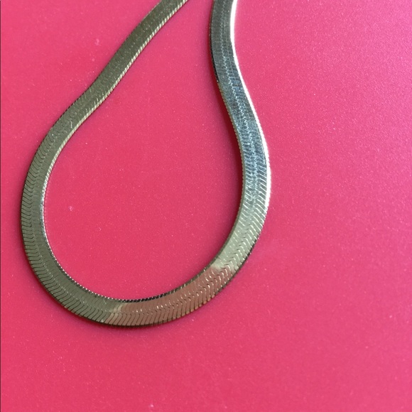 Jewelry - 14k Gold Herringbone Necklace 16”